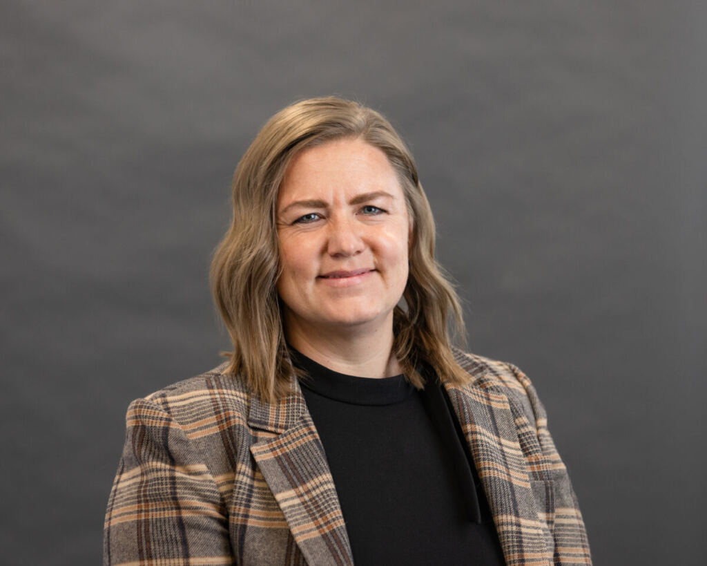 Taylor Adams headshot