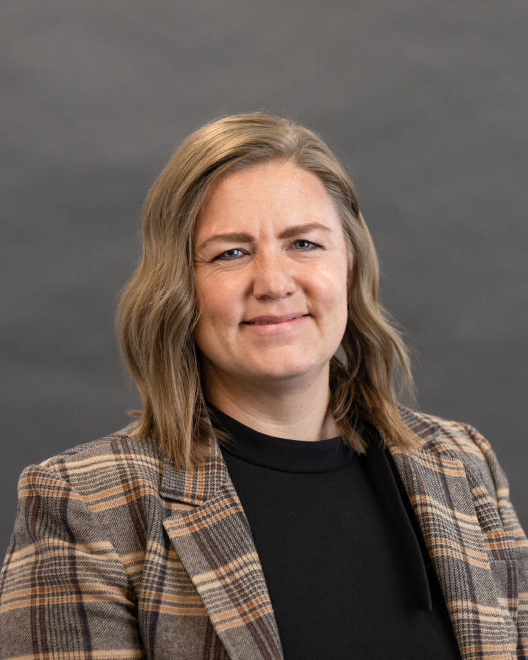 Taylor Adams headshot