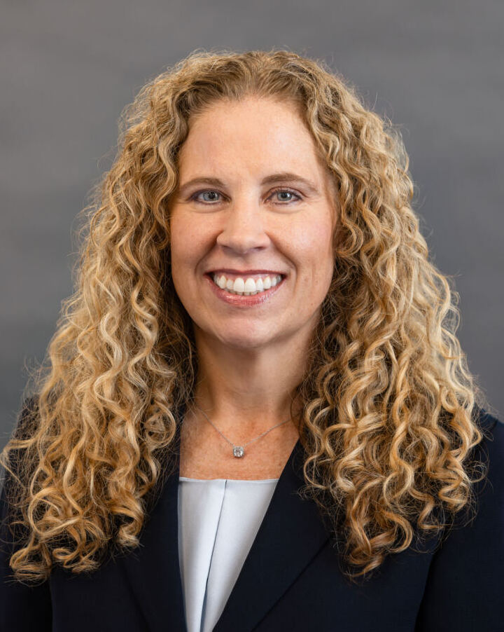 Angie Stallings Headshot