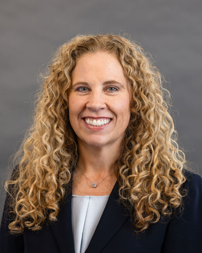 Angie Stallings headshot