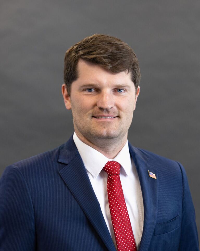 Garrett Largent headshot