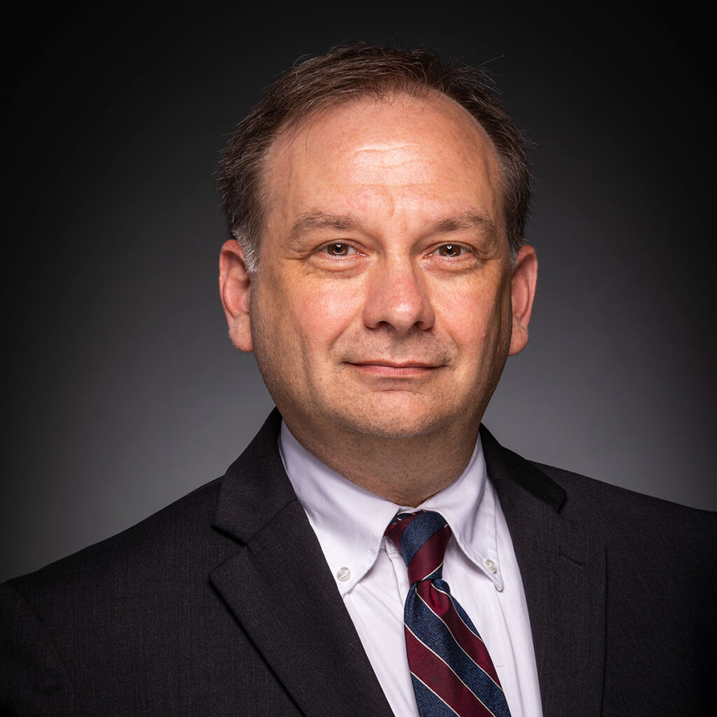 Headshot of Wayne Vaught