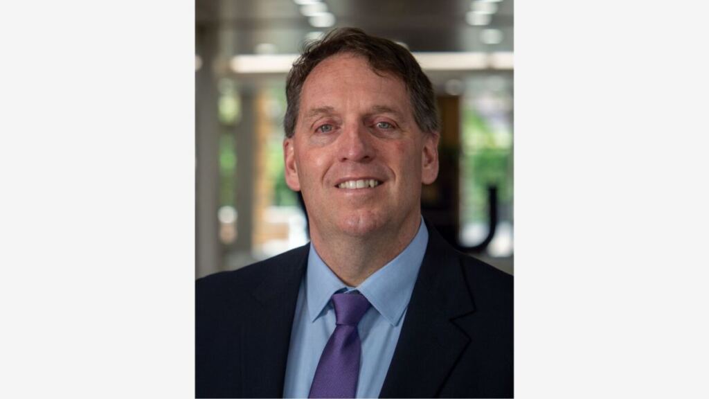 Chris Mallett Headshot