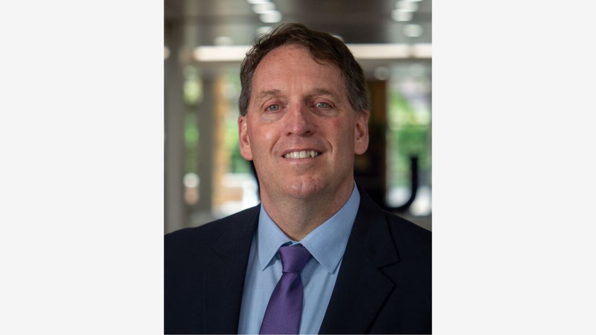 Chris Mallett Headshot